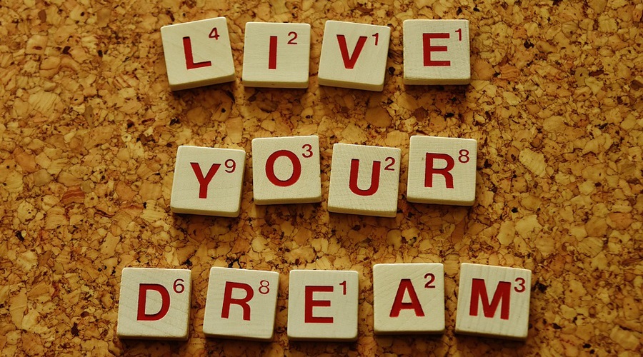 In my previous career, I dreaded Mondays and looked forward to Fridays. As a Maths Teacher, I still look forward to Fridays, but now I absolutely love Mondays. 