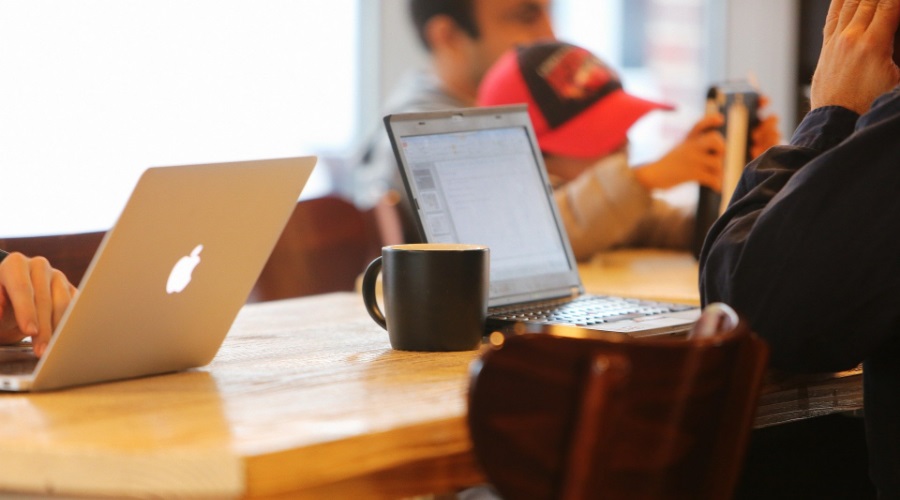 2020/21 Maths Scholar Zoe Taylor talks us through how she found the online assessment aspect of her Maths Teacher Training Scholarship application.